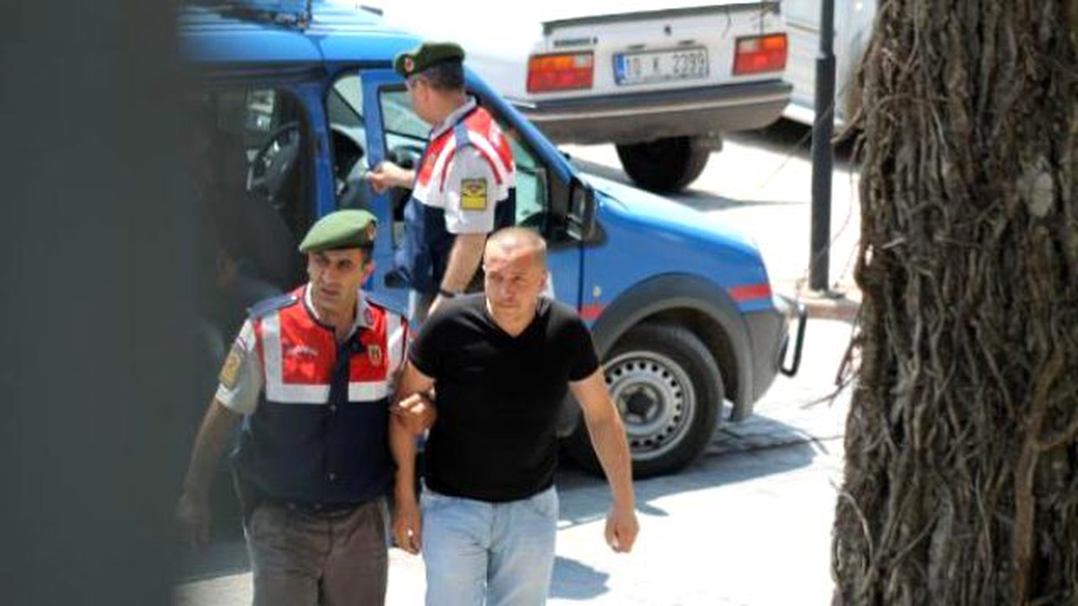 Manyas\'ta Tarihi Eser Kaçakçılığına 14 Gözaltı