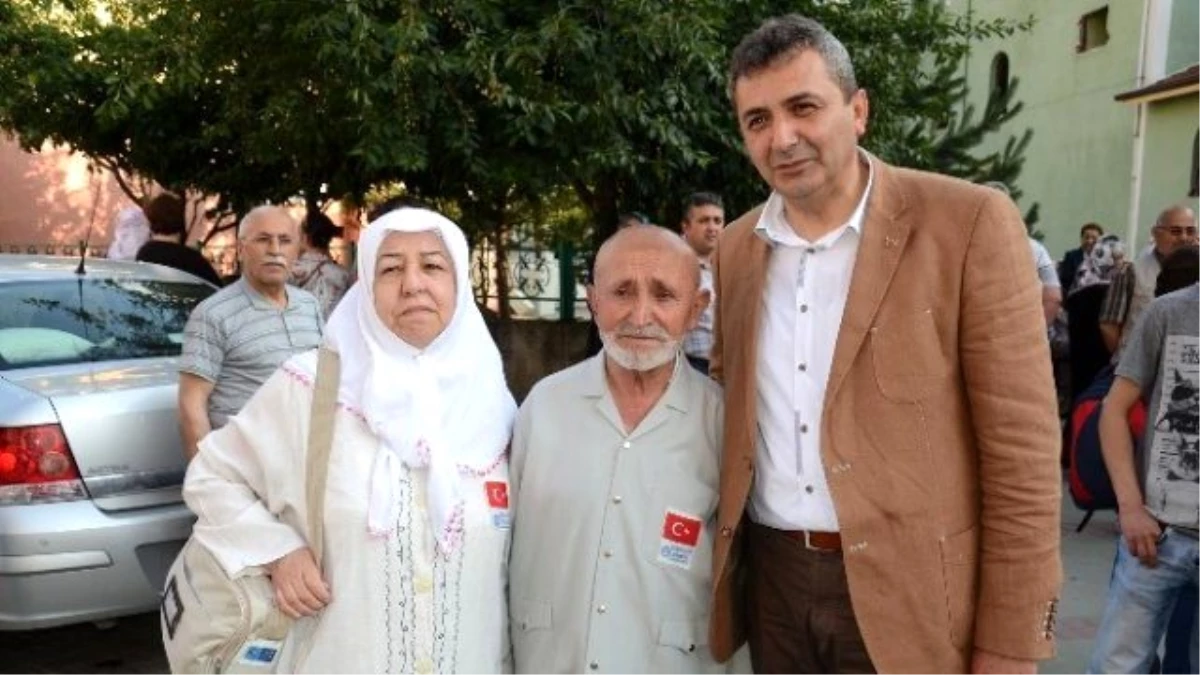 Ramazan'da Umre'ye Gidenler Uğurlandı