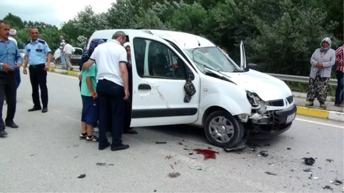 Sakarya\'da Trafik Kazası: 1 Ölü