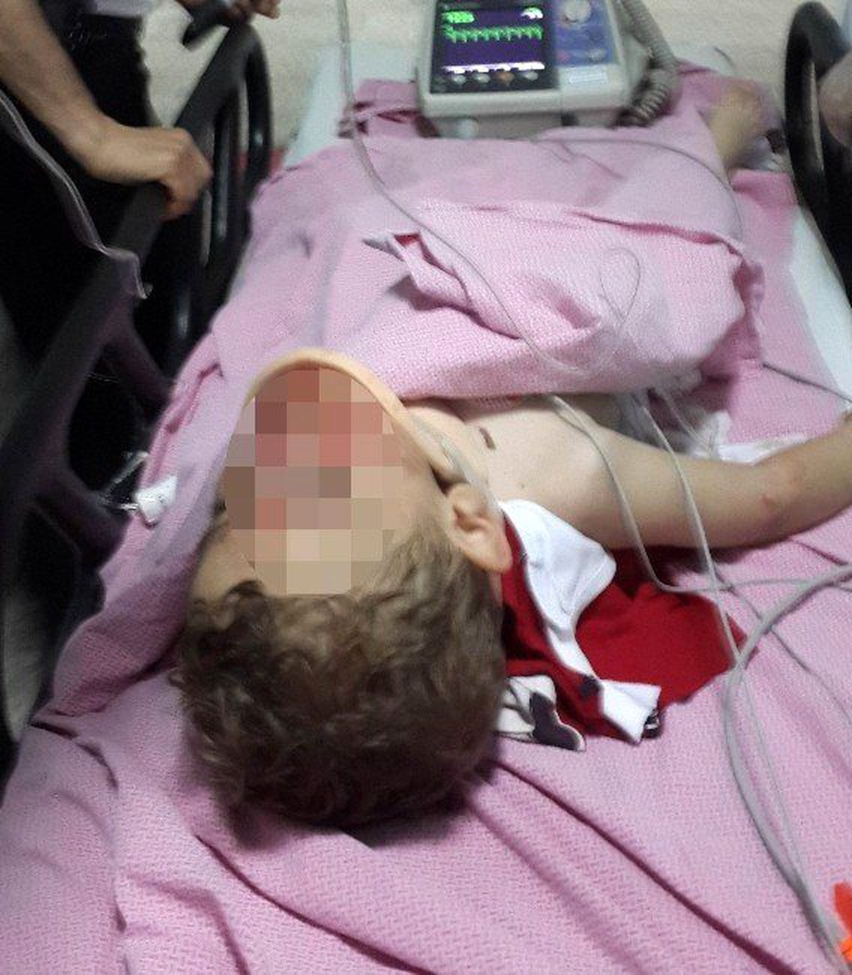 Samsun\'da 4. Katın Penceresinden Düşen Çocuk Ağır Yaralandı