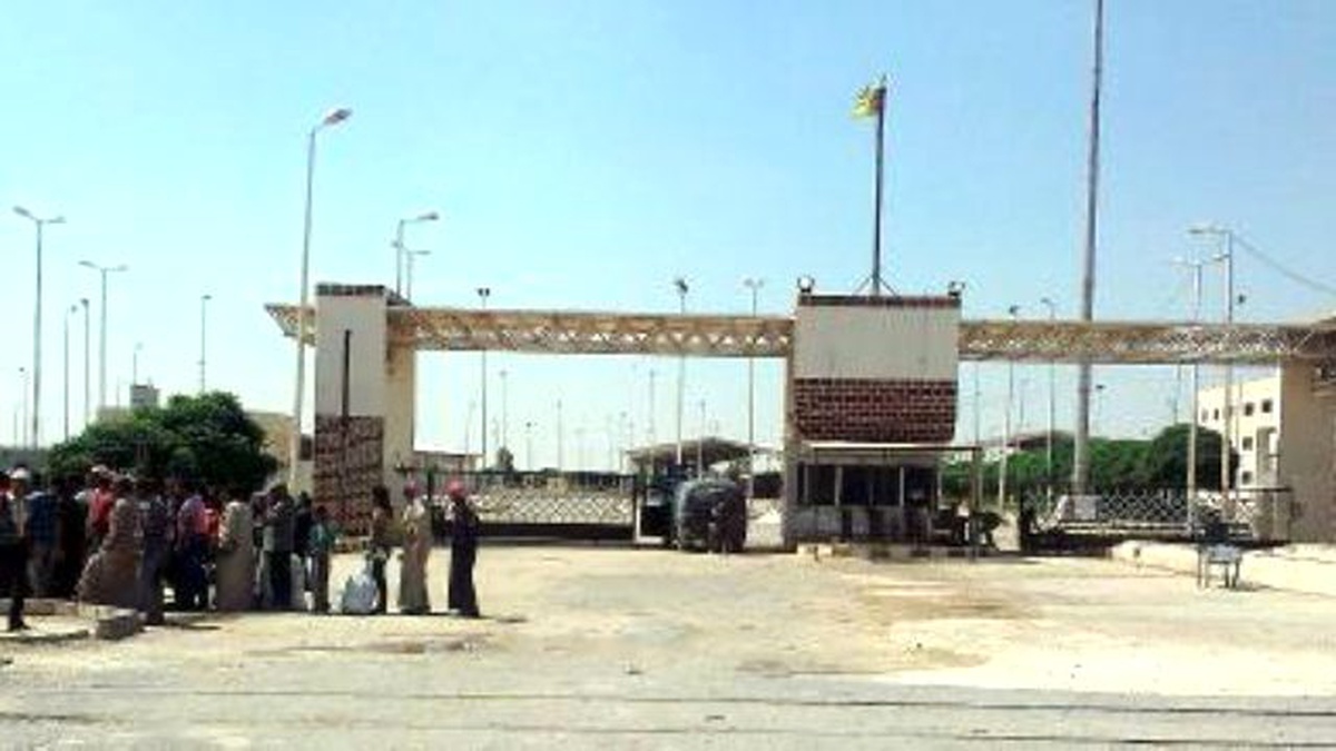 Silahlı YPG\'lilerin Sınırında Nöbet Tuttuğu Telebyad\'a Geri Dönüşler Başladı