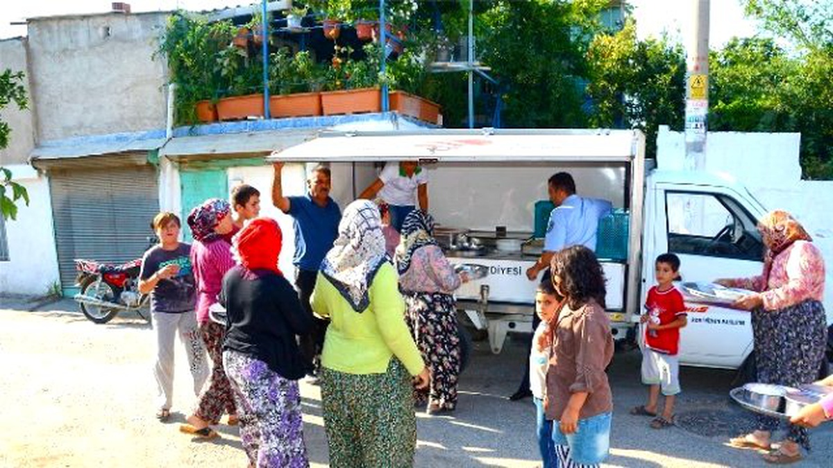 Torbalı Belediyesi Ramazan Ayında İhtiyaç Sahibi Vatandaşları Unutmadı
