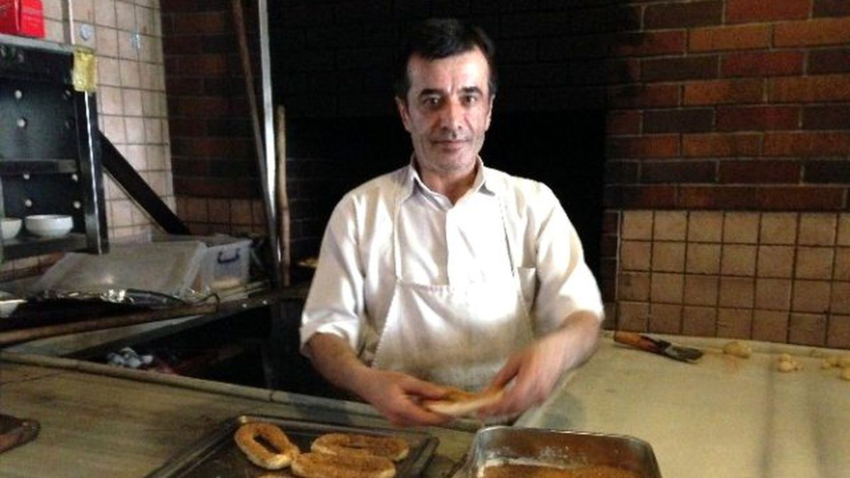 Aksaray\'da Tahinli Pidede Tatlı Rekabet