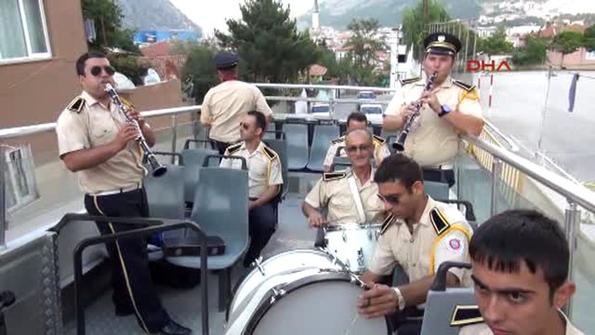 Amasya - İftar Öncesi Konser Veren Bando Takımının Zilcisi Ölümden Döndü