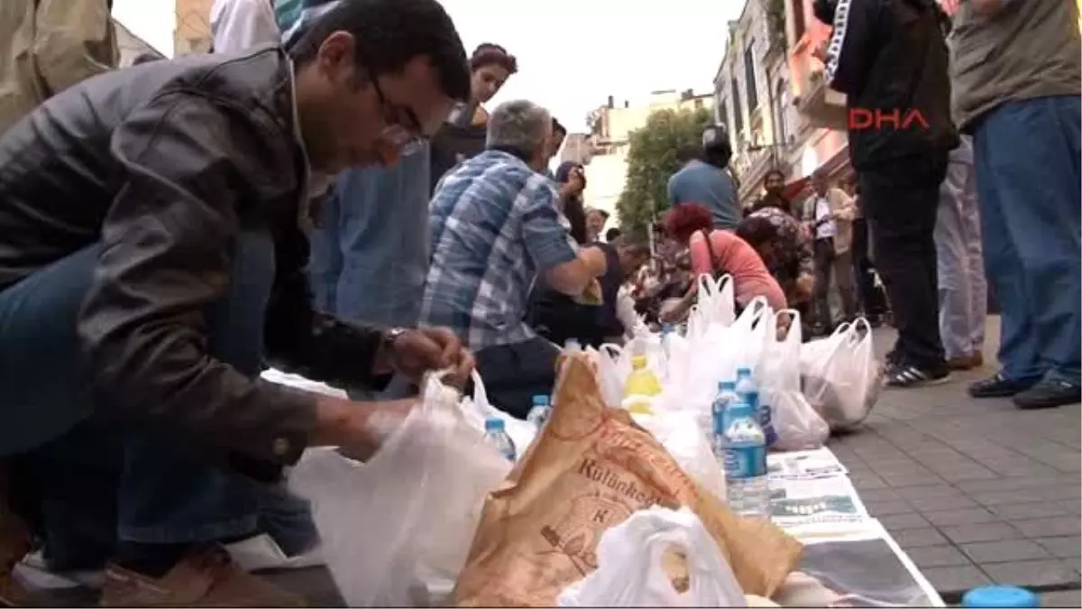 Beyoğlu'nda Bu Yıl da Yeryüzü Sofrası Kuruldu