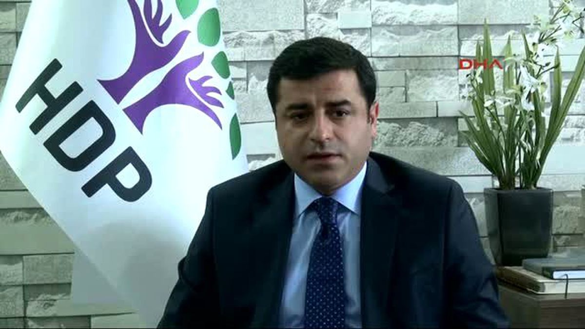 Diyarbakır Hdp Eş Başkanı Selahattin Demirtaş, ?ak Parti ve CHP Bizim İlkelerimizi de İçine Alacak...
