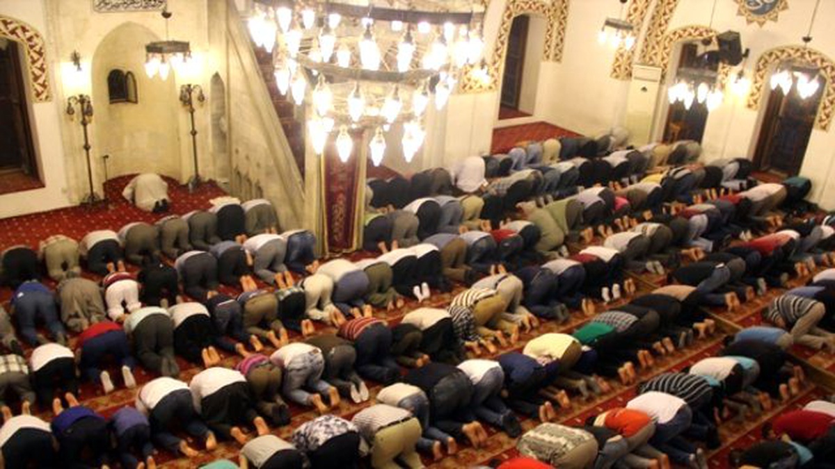 Edirne ve Kırklareli\'de Ramazanın İlk Teravihi Kılındı