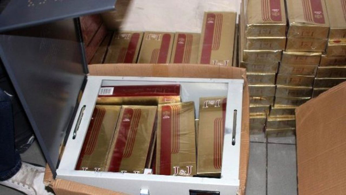 Elektrik Panosundan Kaçak Sigara Çıktı