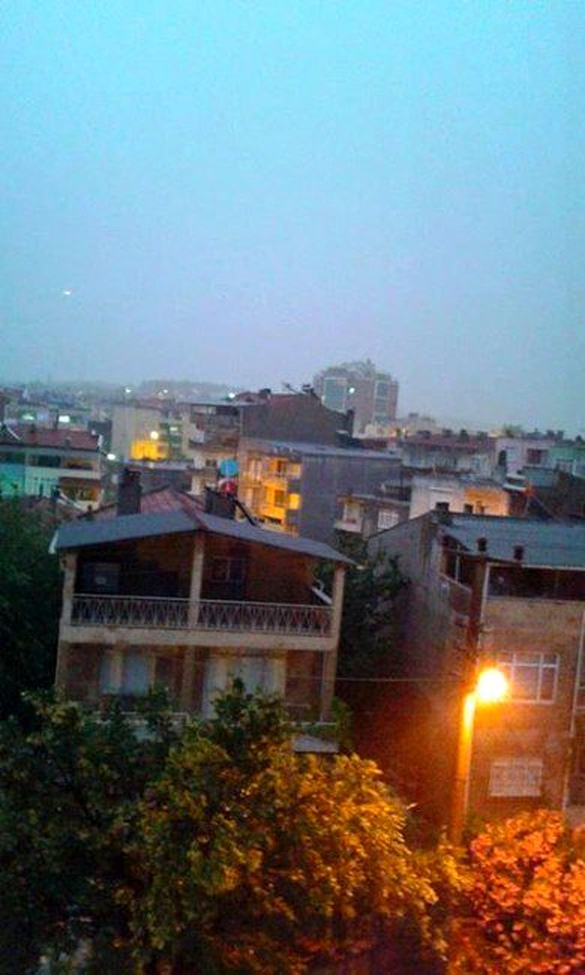 Gece, Gündüze Döndü