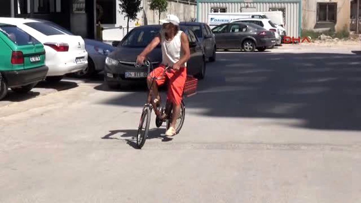 Gezgin Dede Bisikletiyle Yurtdışına Gidiyor