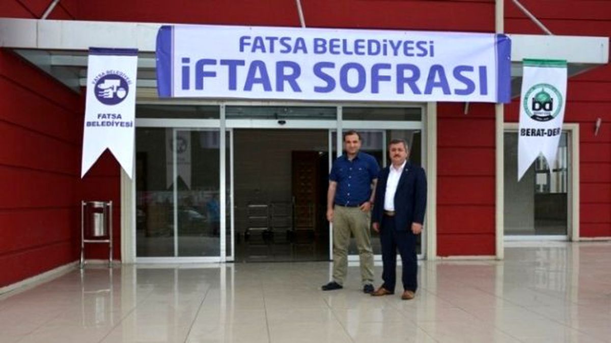 Her Akşam En Az 500 Kişi İftar Açacak