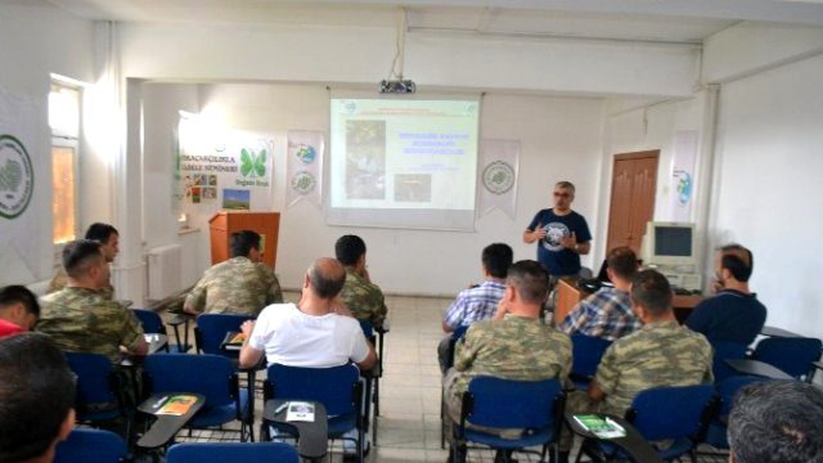 Iğdır\'da Jandarmaya Biyokaçakçılık ve Kacak Avcılık Semineri