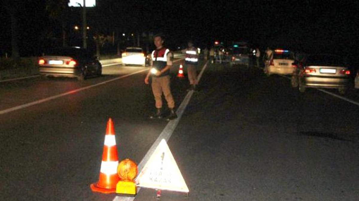 İş Dönüşü Motosiklet Çarpan Kız Yaşamını Yitirdi