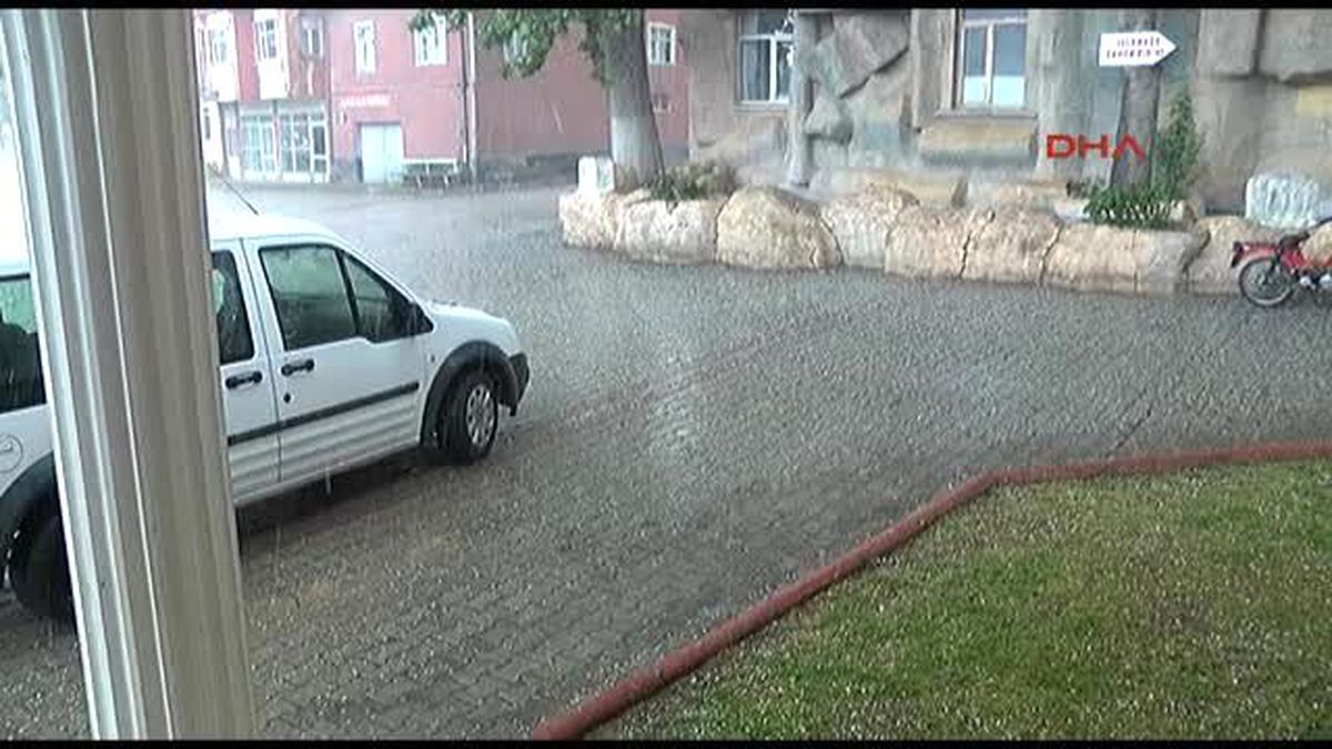 Isparta - İslamköy\'ü Dolu Vurdu