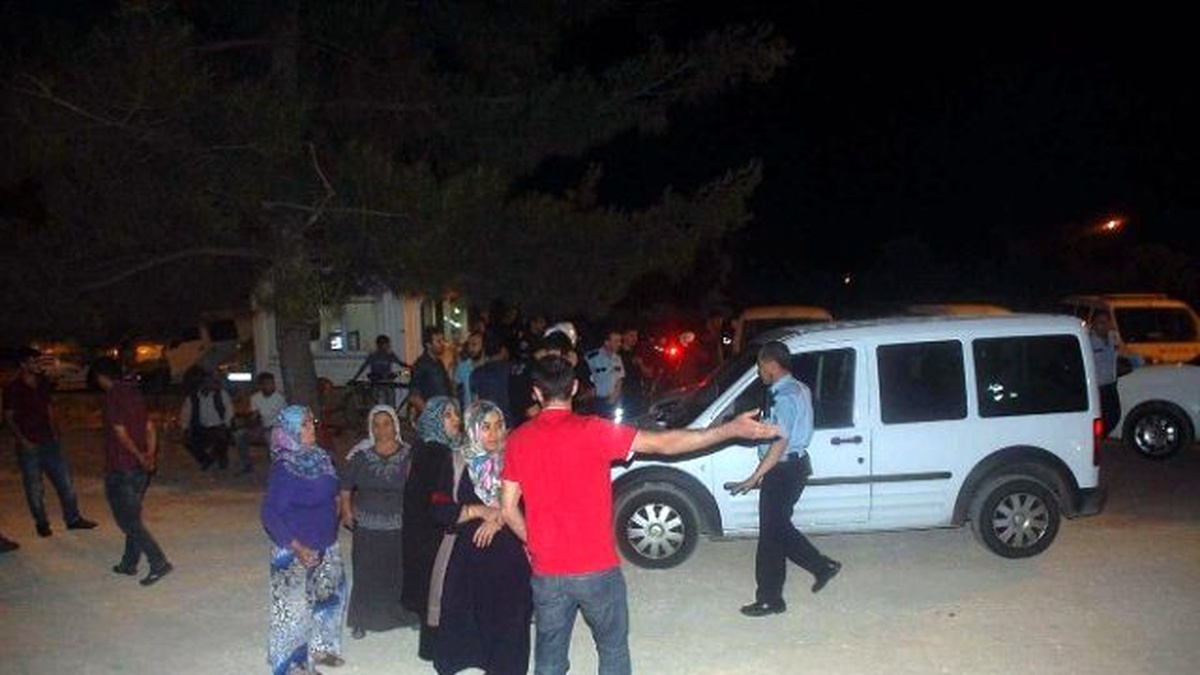 Kız Meselesi Kavgasında 1 Polis Yaralandı