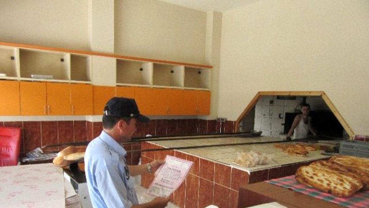 Körfez Zabıtası Fırınları Denetledi