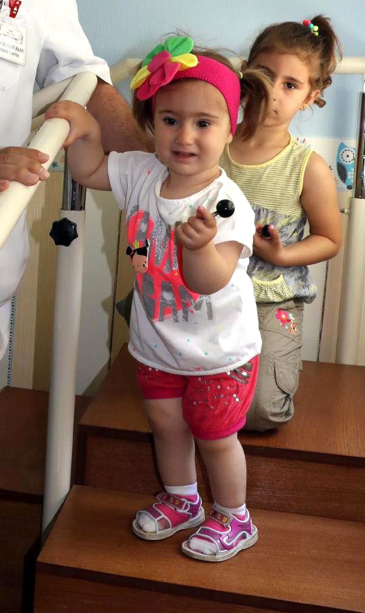 Minik Zeynep İlk Adımını 2 Yaşında Attı