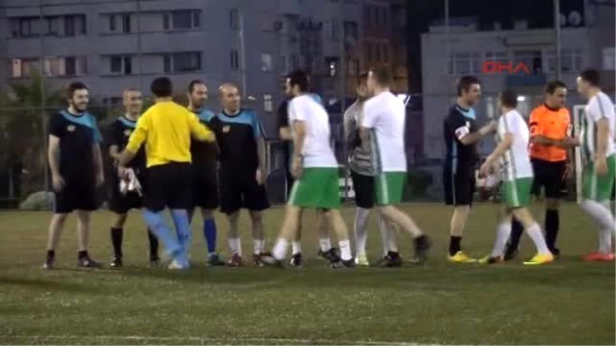 Orhan Kaynar Futbol Turnuvası Kupası Karadeniz Gazetesinin Oldu