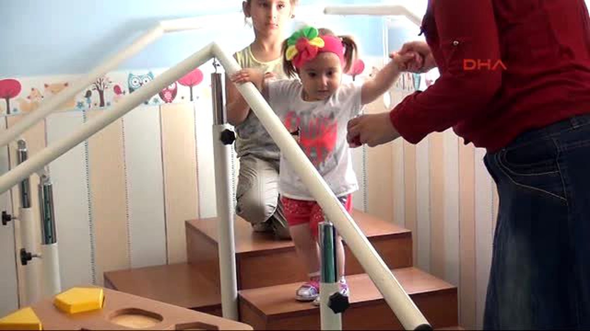Samsun Minik Zeynep İlk Adımını 2 Yaşında Attı