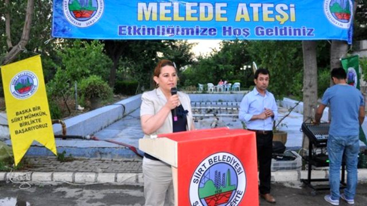 Siirt\'te Geleneksel "Melede" Ateşi Yakıldı