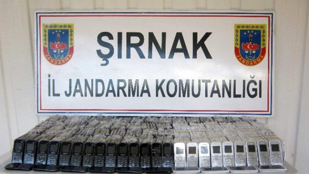 Şırnak\'ta 69 Bin Paket Kaçak Sigara Ele Geçirildi
