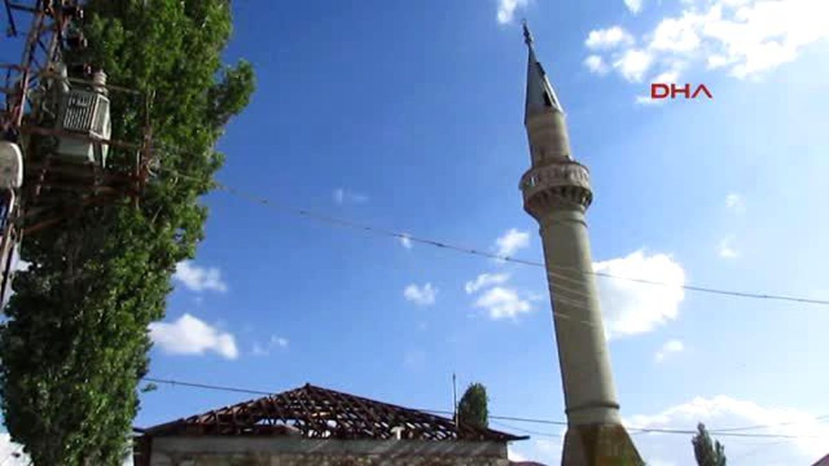 Üçüncü Ramazana Camisiz Girdiler