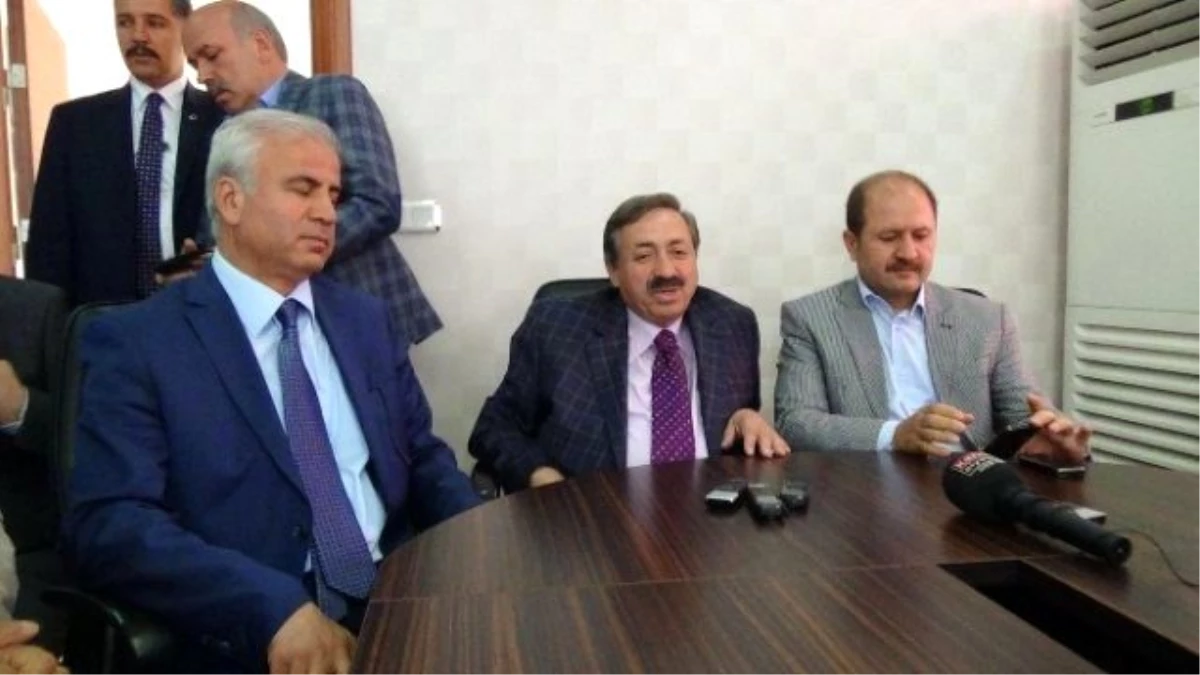 AK Parti Milletvekilleri Vatandaşlarla Buluştu