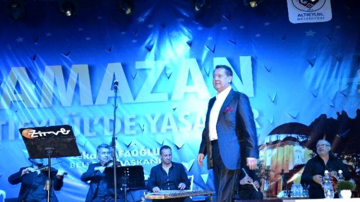 Altıeylül\'de Önce İftar Sonra Tasavvuf Musikisi Konseri