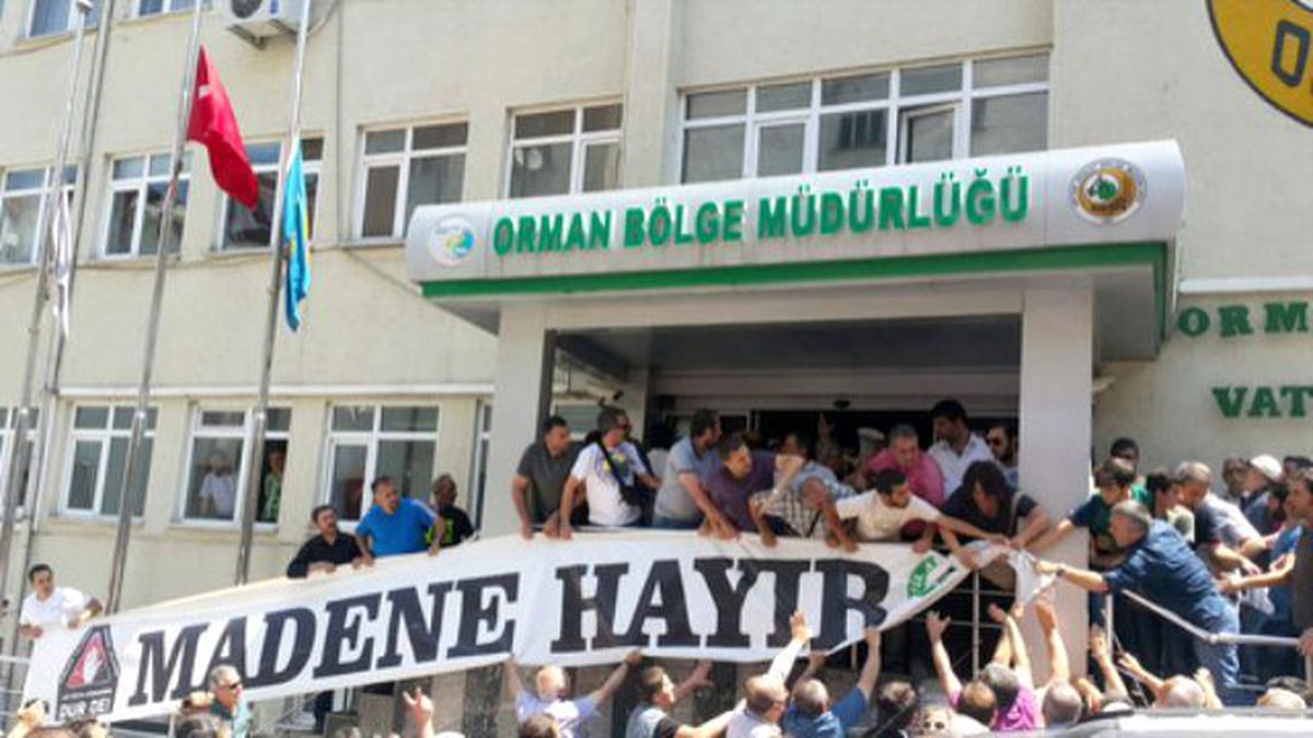 Artvin\'de Çevre Eylemi
