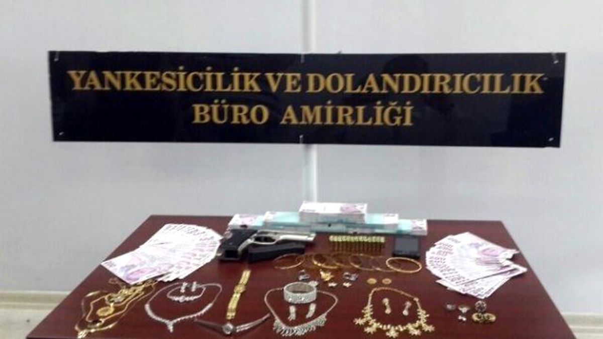 Aynı Yöntemle 12 Kişiyi Dolandırmışlar