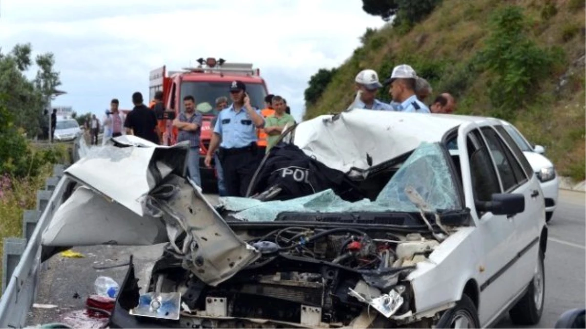 Bursa\'da Trafik Kazasında Polis Memuru Hayatını Kaybetti