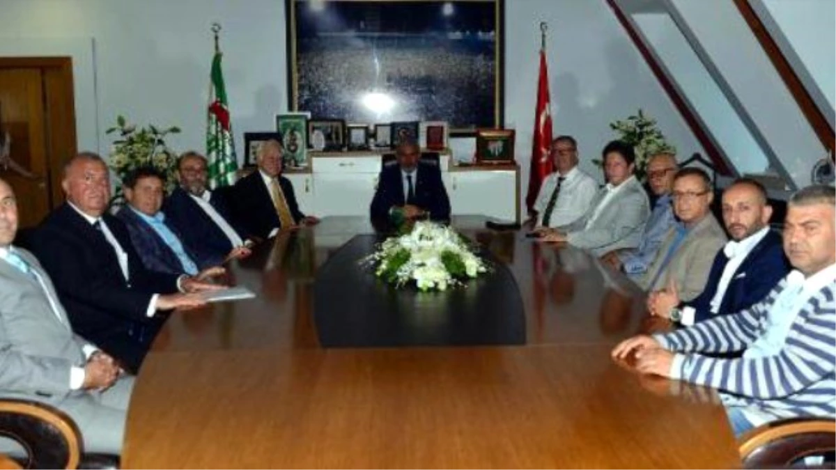 Bursaspor Divan Başkanlık Kurulu\'ndan İlk Ziyaret Yönetime