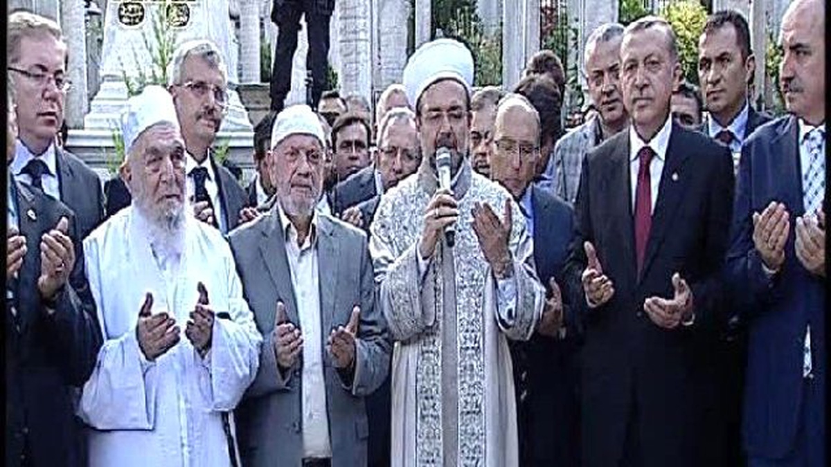 Cumhurbaşkanı Erdoğan Eyüp Sultan Türbesi\'ni Açtı