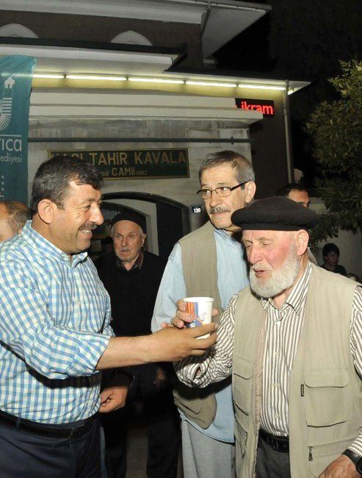 Darıca\'da Ağızlar Osmanlı Şerbetiyle Tatlanıyor