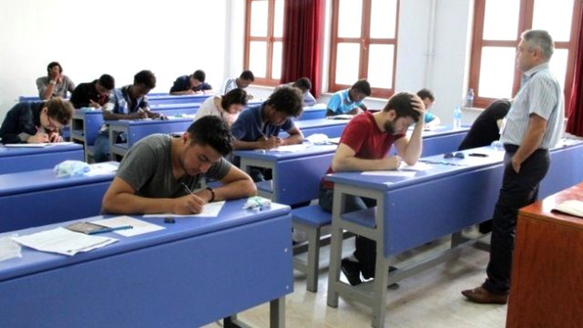 Dpü\'de \'Yabancı Uyruklu Öğrenci Sınavı\'na 47 Ülkeden 967 Öğrenci