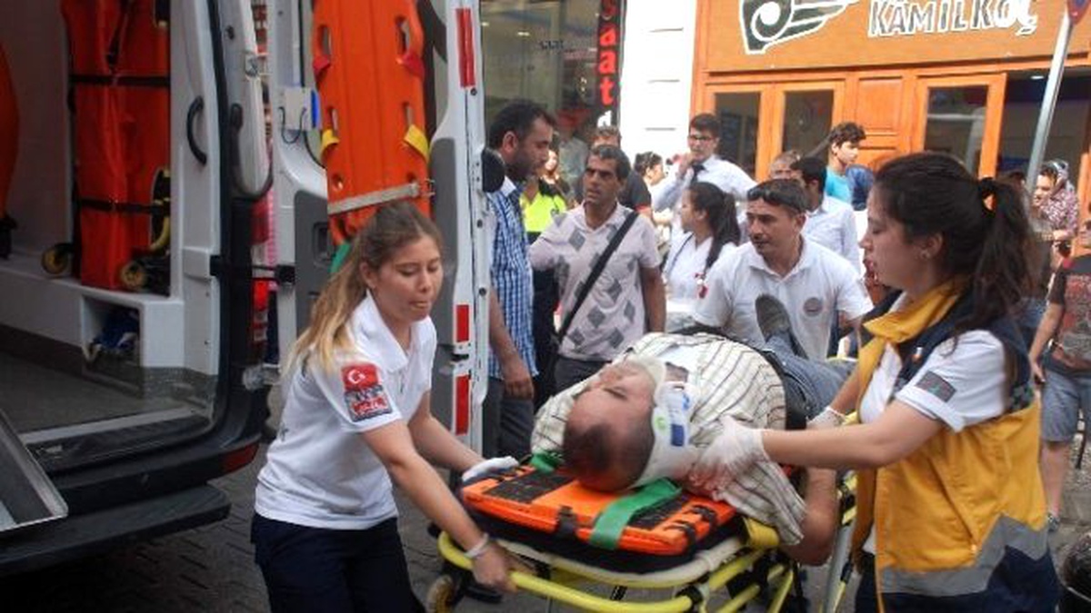Efeler\'de Elektrikli Bisiklet Kazası: 1 Yaralı
