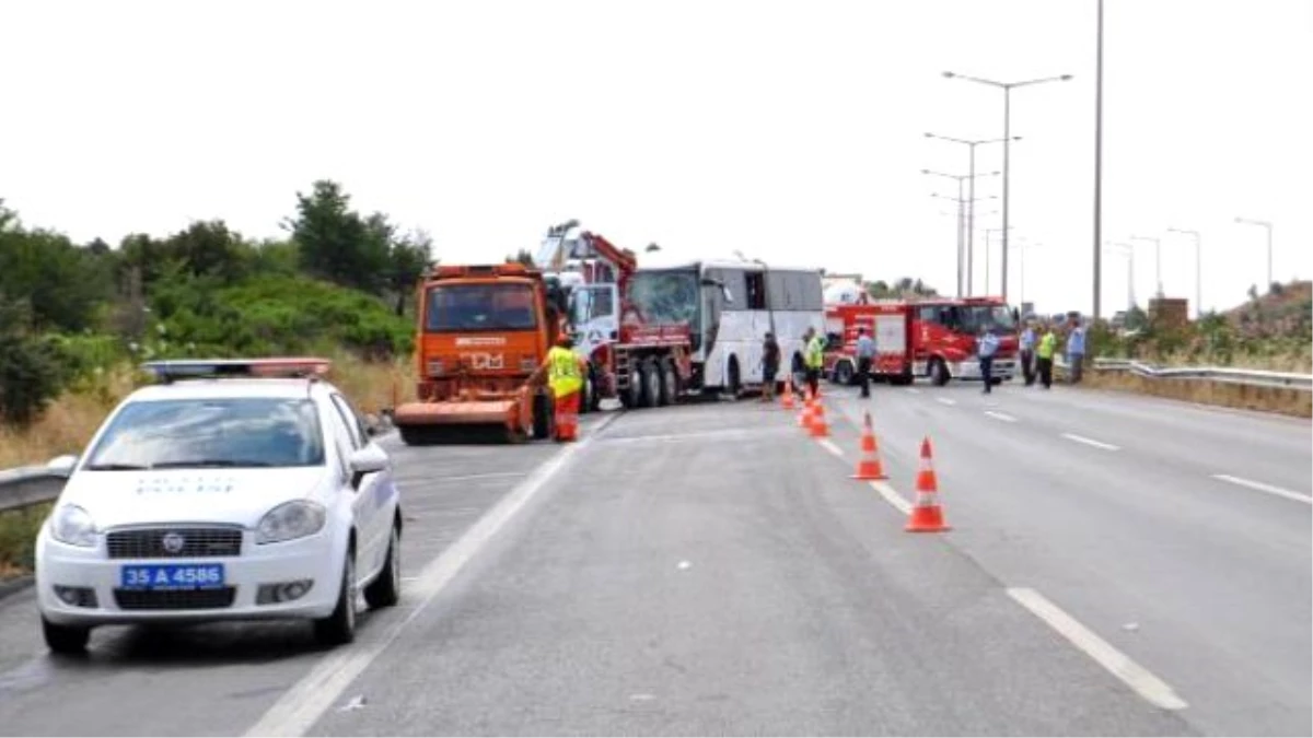 İki Otobüs Çarpıştı; 46 Yaralı (2)- Yeniden