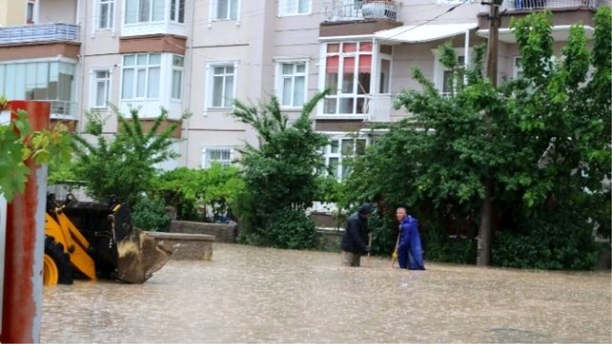 Kırıkkale\'de Su Taşkınları Tepkilere Neden Oluyor