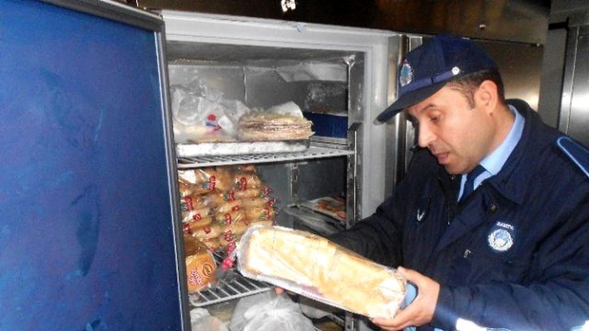 Kullanma Tarihi Geçmiş Ekmeklere El Konuldu