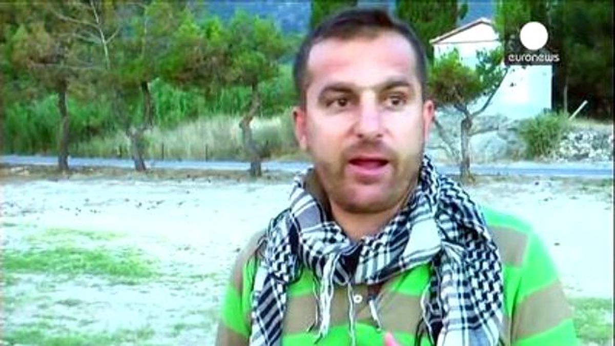 Midilli Adası\'nda Kayıt Dışı Mültecilere Toplu Taşıma Yasağı