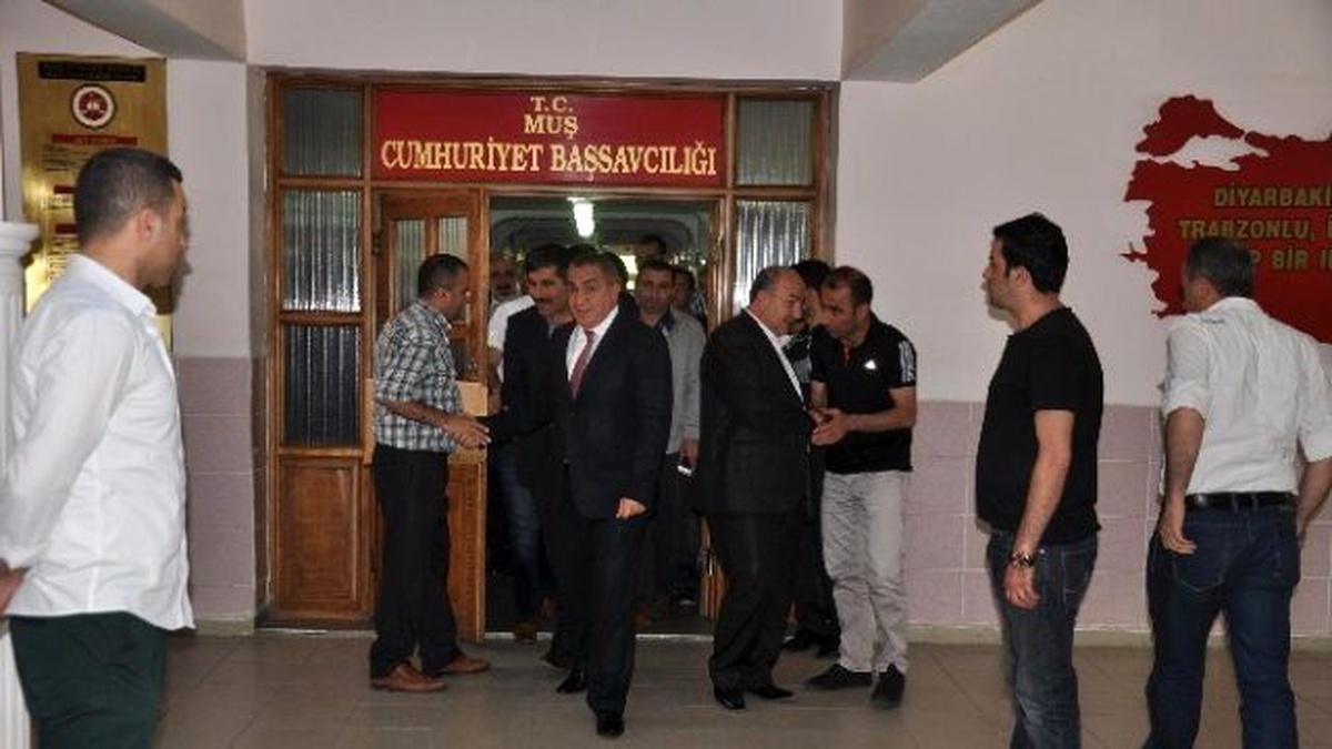 Muş\'ta Ak Partili Milletvekili Mehmet Emin Şimşek Mazbatasını Aldı