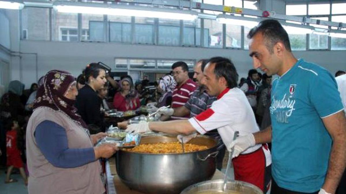 Nevşehir\'de İlk İftar Heyecanı