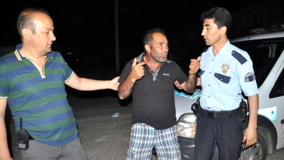 Aksaray\'da Polisten Kaçan Alkollü Sürücü Yakalanınca Ağladı