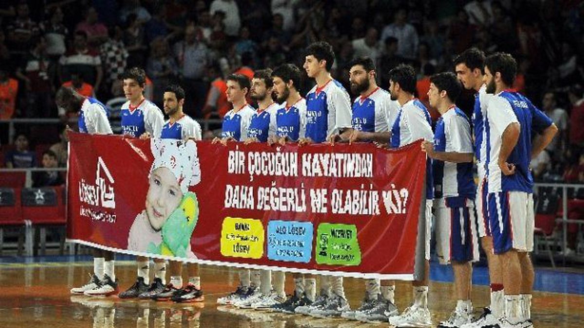 TBL\'de Şampiyon Pınar Karşıya