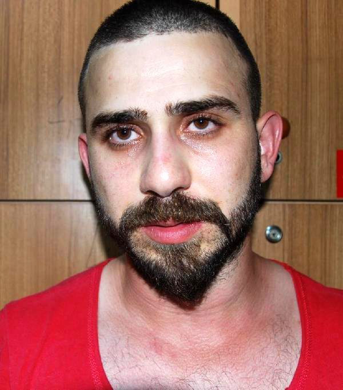 Spor Salonunda Uyuşturucu Hap ve Sahte Para Ele Geçirildi