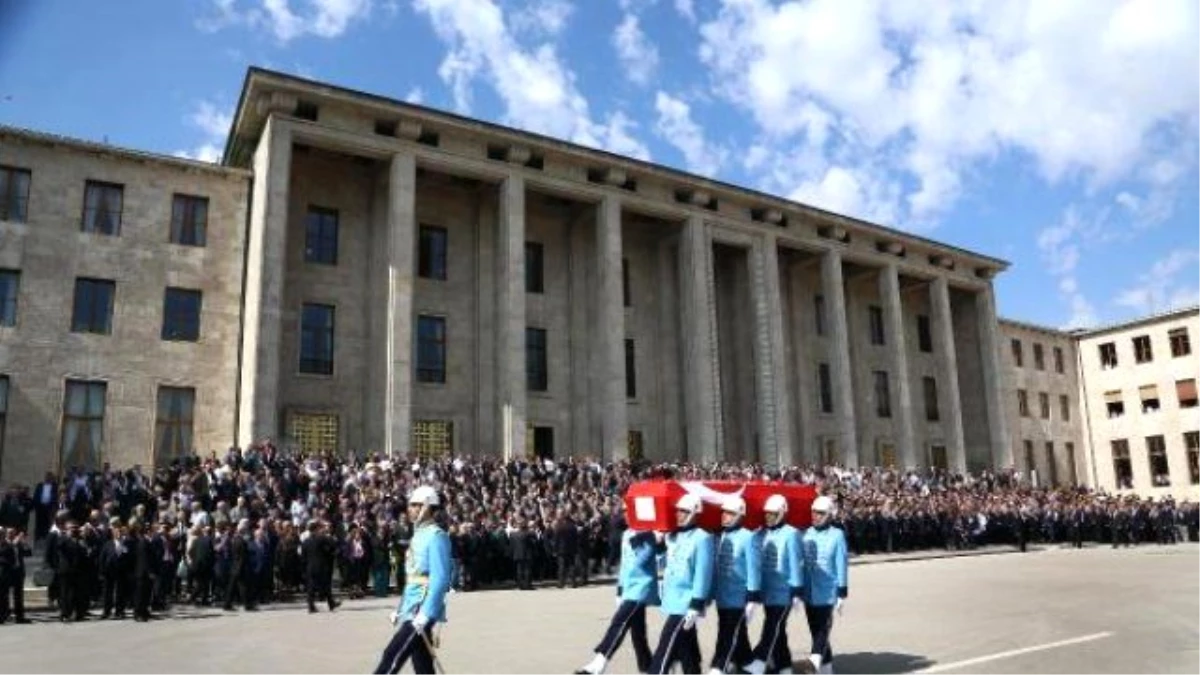 Turkey Bids Farewell To Former President Demirel