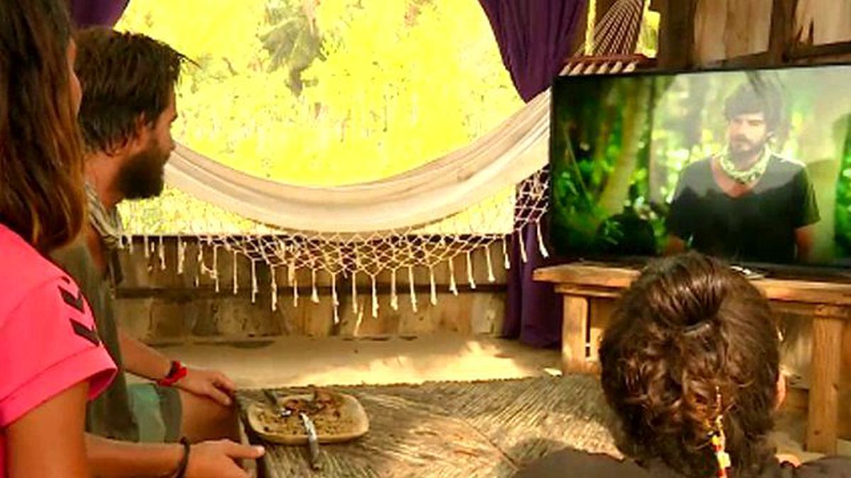 Ünlüler, Hakan\'ın Survivor Macerasını İzledi!