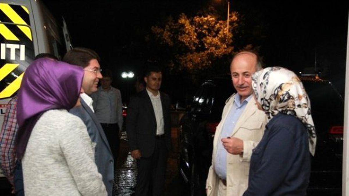 Vali Azizoğlu Huzurevi Sakinleriyle İftarda Buluştu