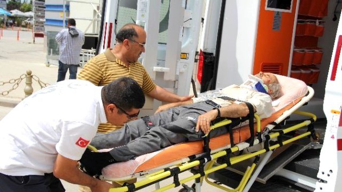 Yolun Karşısına Geçerken Kamyon Çarptı