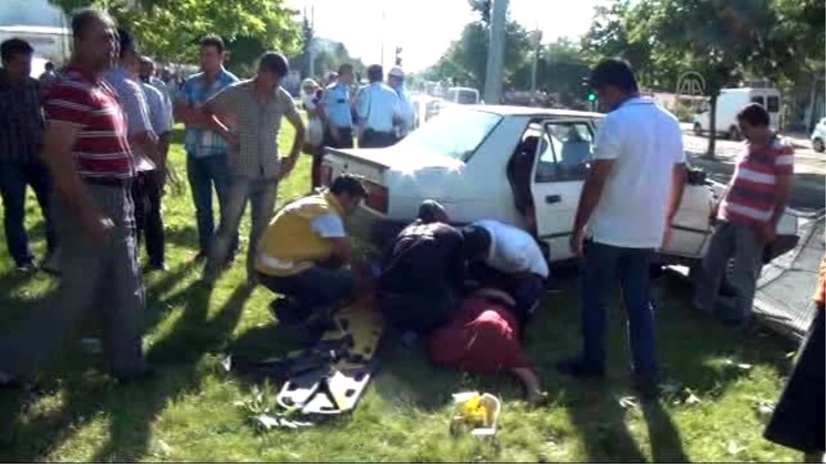 Adıyaman'da Trafik Kazaları: 1 Ölü, 2 Yaralı